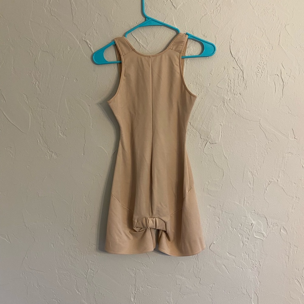 Ambrielle ladies undergarment. Size large - Picture 2 of 3